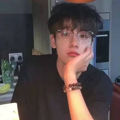 黄莉颖